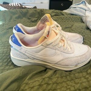 Nike women’s shoes size 9.